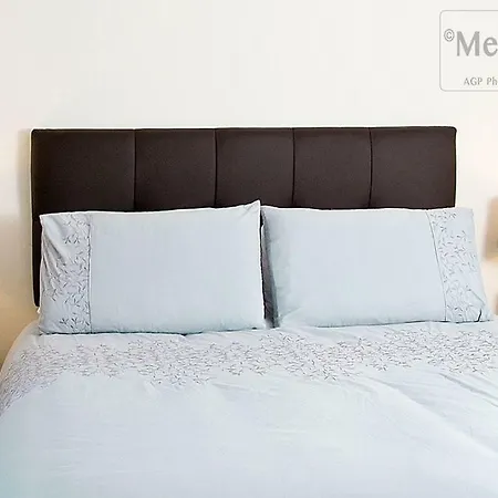 Beautiful With Balcony And Pool. * Torremolinos