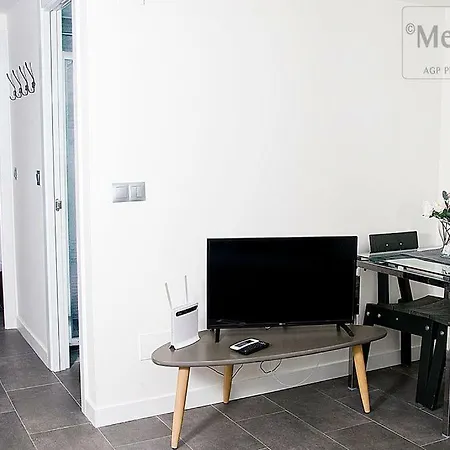 Appartement Beautiful With Balcony And Pool. *